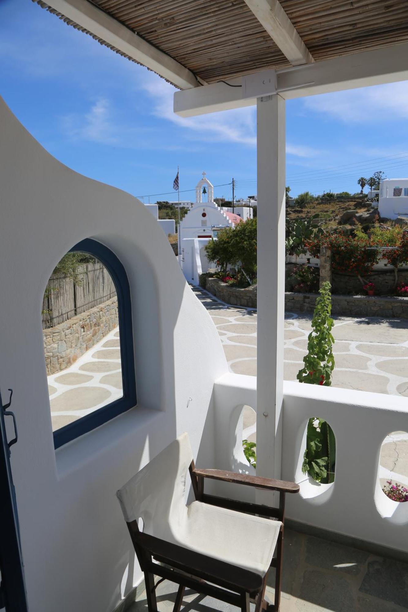 Anais Aparthotel